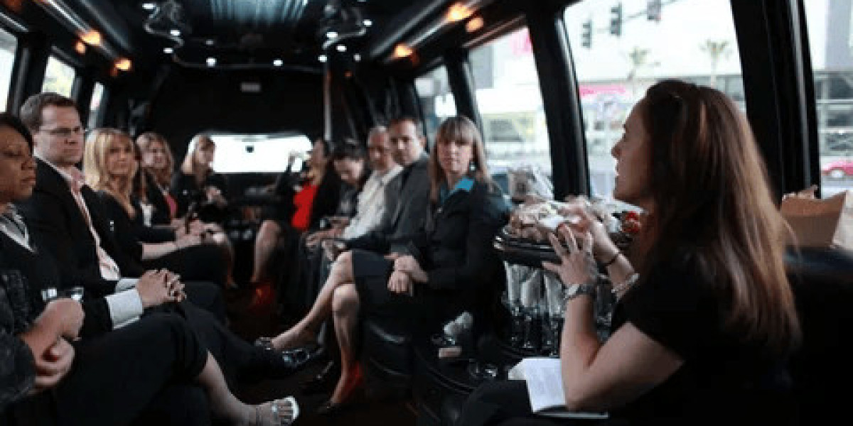 Luxury Travel for Professionals: Experience the Best Corporate Limo Services with Limo Way